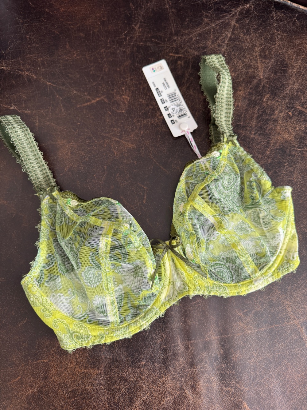 Freya Leona Underwire Plunge Bra "Kiwi" colorway 28F Lovely Lingerie Boudoir
